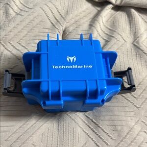 Technomarine Vibrant Blue Protective Case